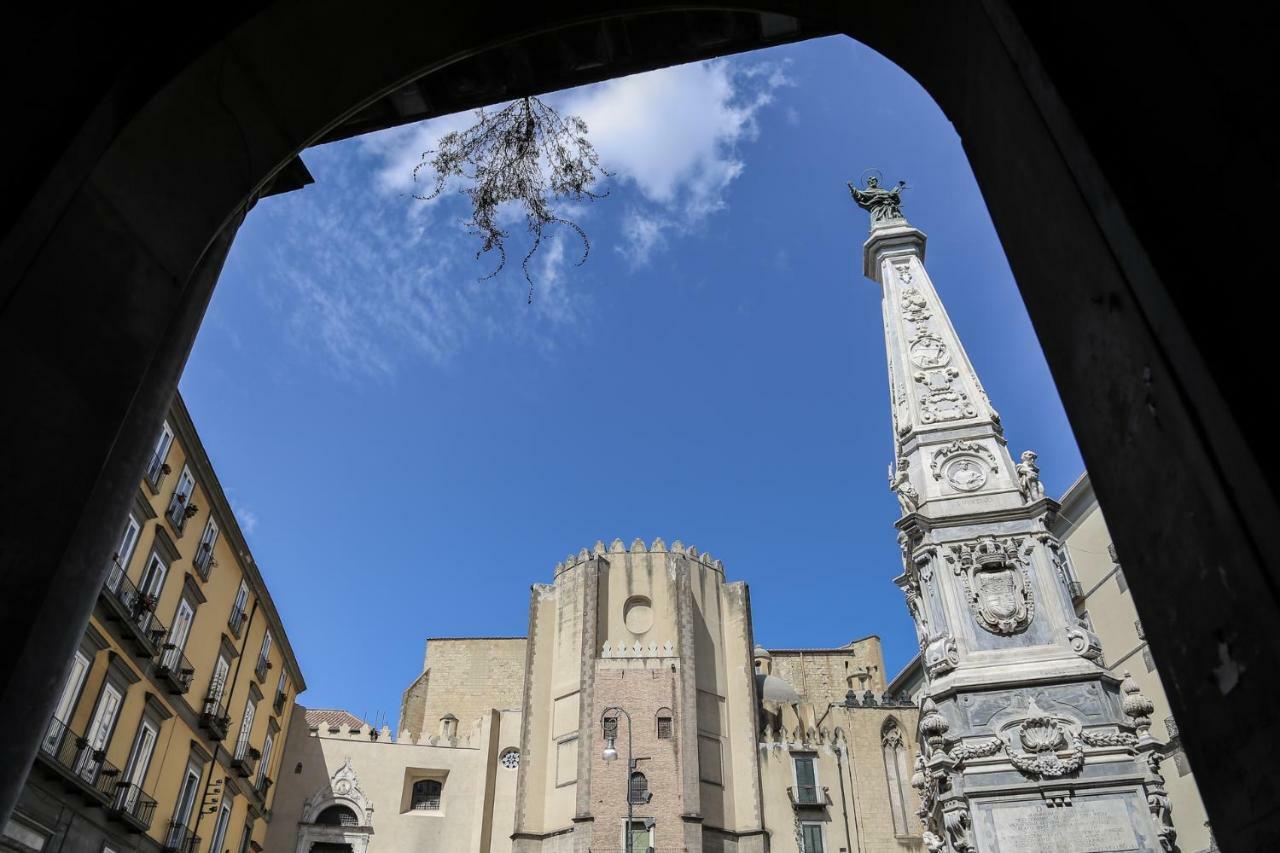 Palazzo Carafa Della Spina Apartamento Nápoles Exterior foto